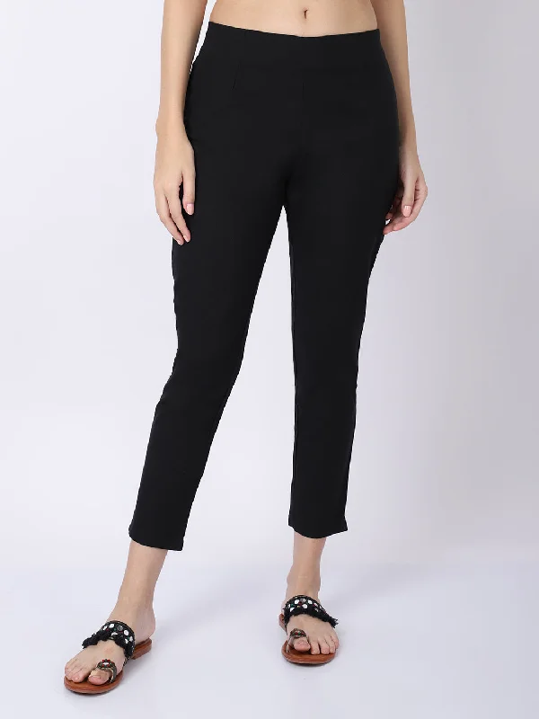 Women's Regular Regular Fit Black Flat Front Mid rise Ethnic Pant